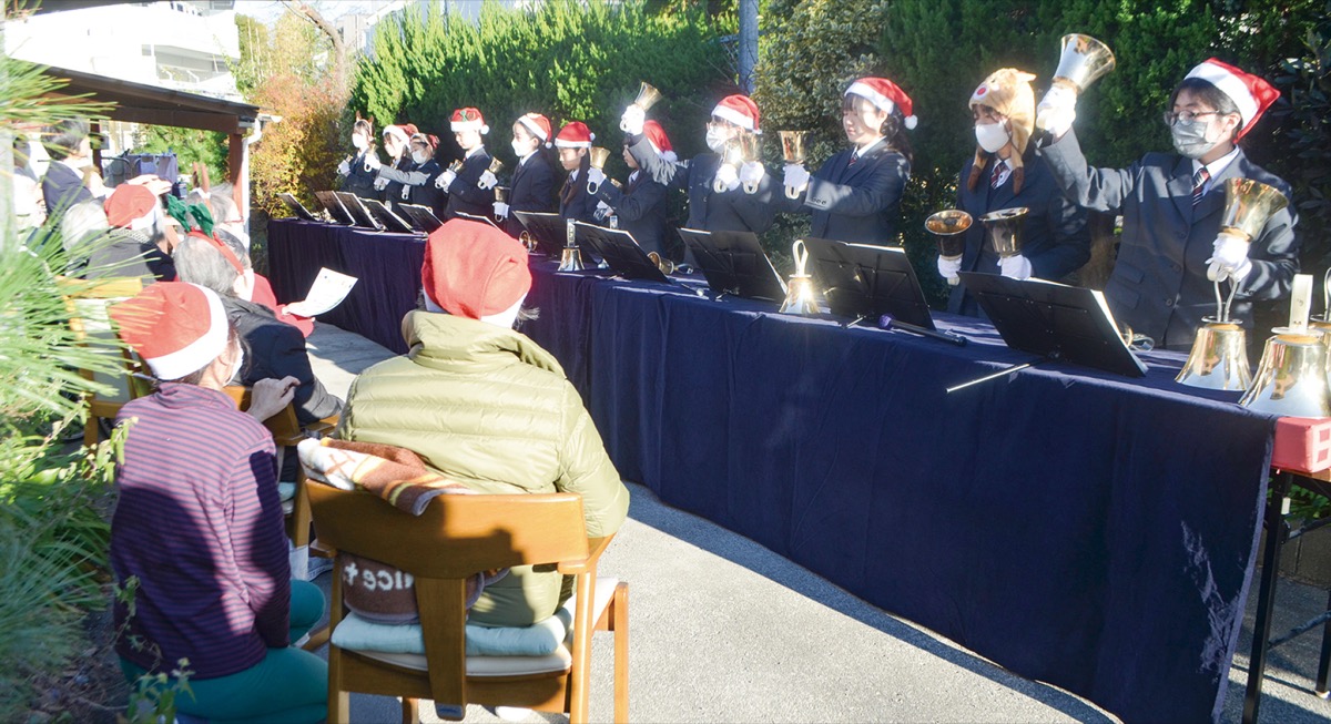 ベルの音色楽しむ