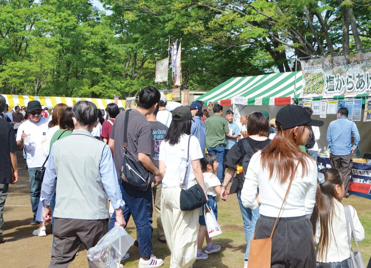 大岡越前祭に約４万１千人 (写真2)