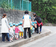 園児の安全確保を呼びかけ