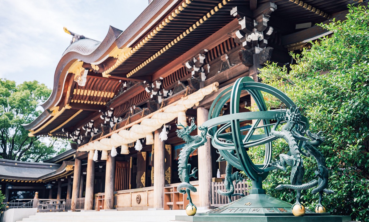 初詣は八方除の寒川神社へ