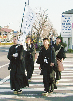 右から篠澤さん、中野さん、野田さん、阿部さん