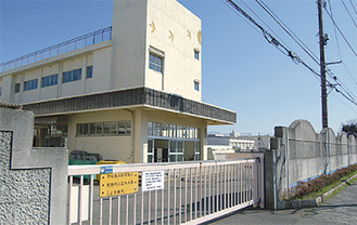神田小と隣接する相模小学校