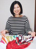 「水中の華」手作りで支える