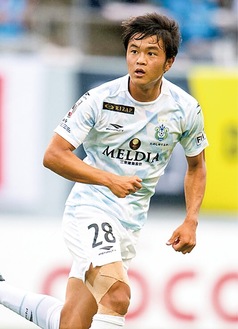 スタメンに定着しつつある平岡大陽選手。次節、横浜FCとの大一番でも決定的シーンを期待