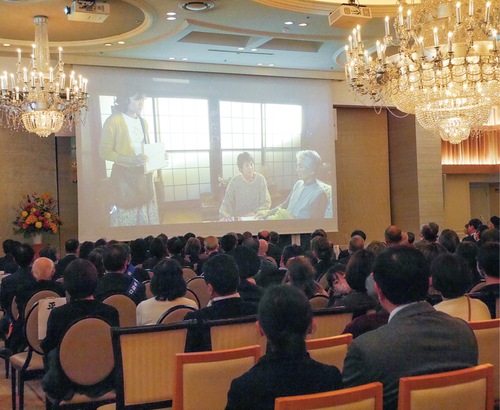 映画が上映されている様子