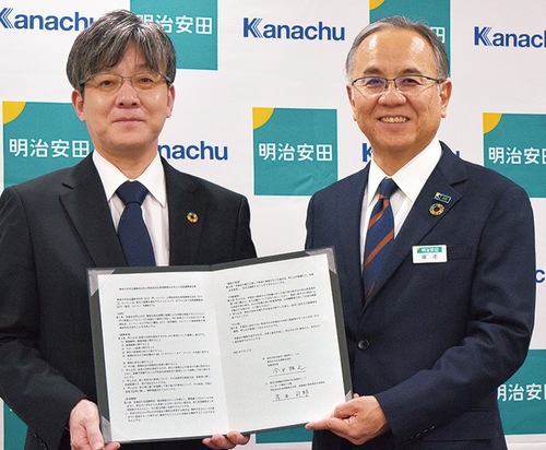 （左から）今井社長と岸本本部長