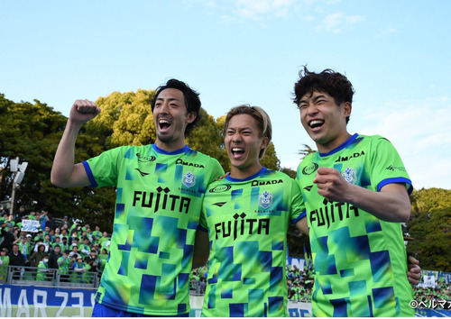 名古屋戦の勝利の立役者、左から鈴木雄斗選手、福田翔生選手、奥野耕平選手。課題はあれど、選手にもサポーターにも勝利が何よりの良薬のはず