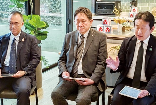 （左から）山田氏、杉原氏、小林氏