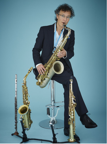 サックス奏者の三四朗さん