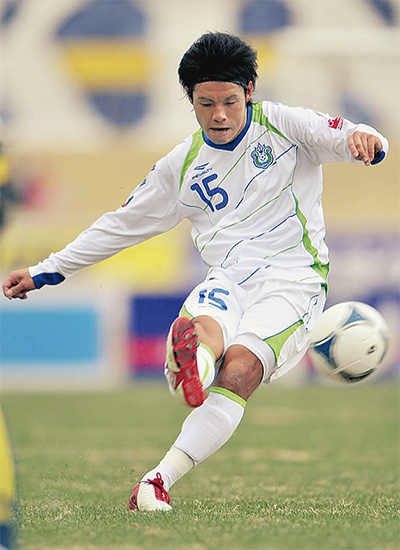 開幕３連勝飾る