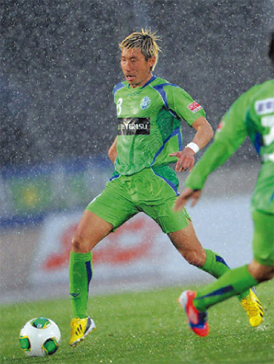 先制直後に手痛い一発