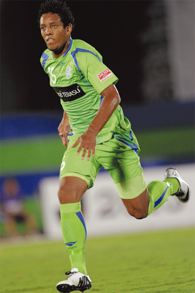 ダービーは１勝１敗