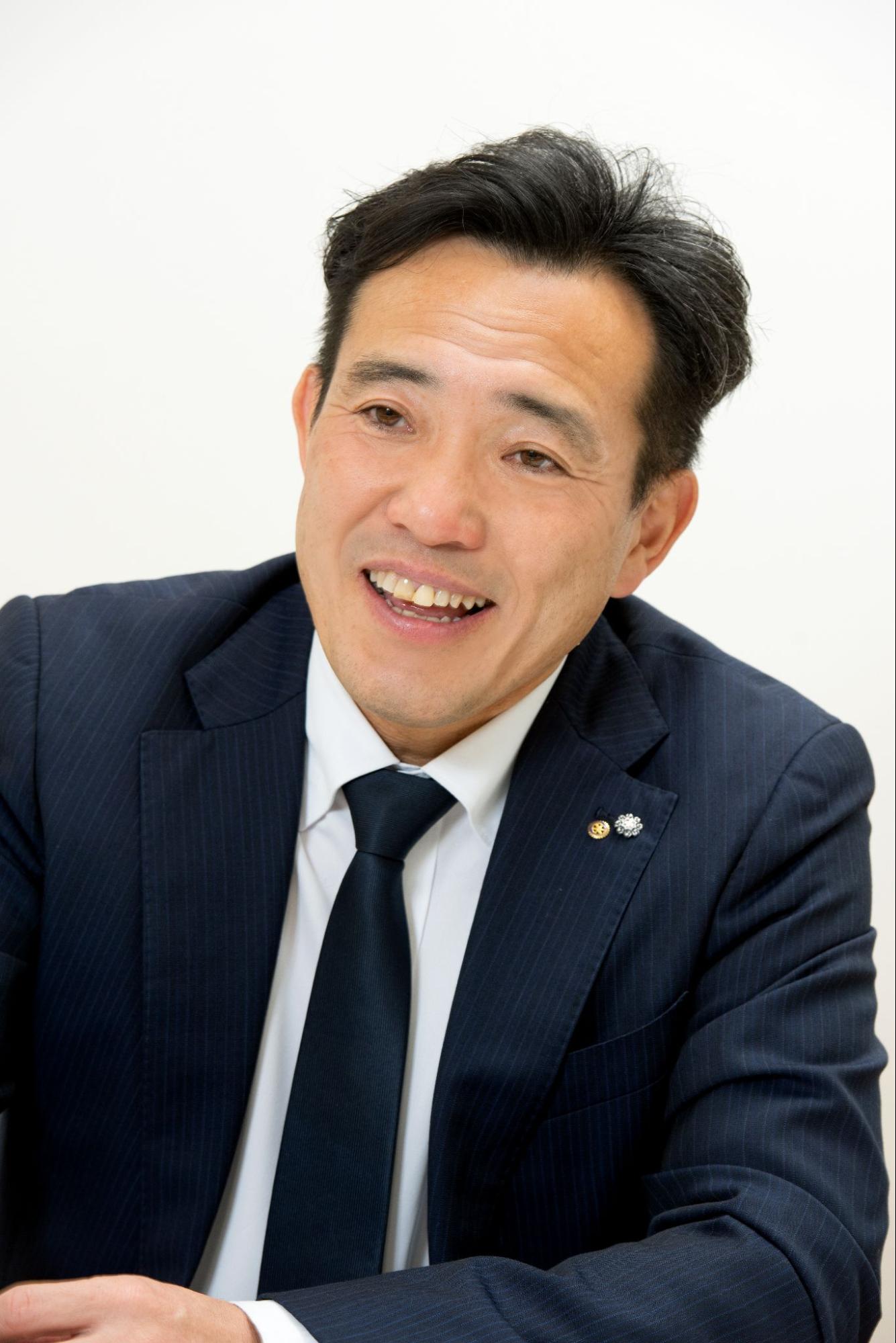 平塚唯一の危険物倉庫を保有！小林運輸が地域と世界をつなぐ物流の力