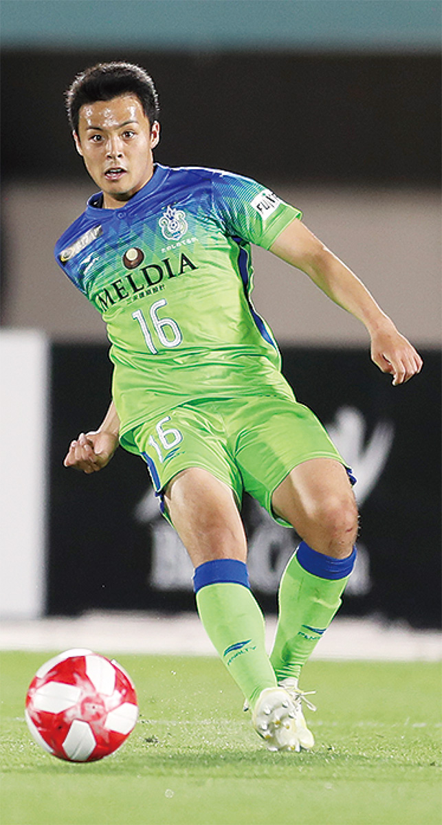 先制ゴールを決めた齊藤