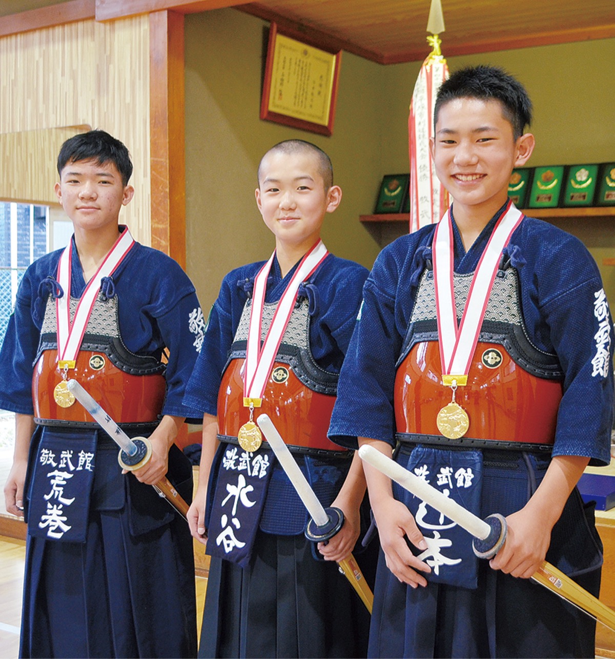 左から荒巻君、水谷君、辻本君