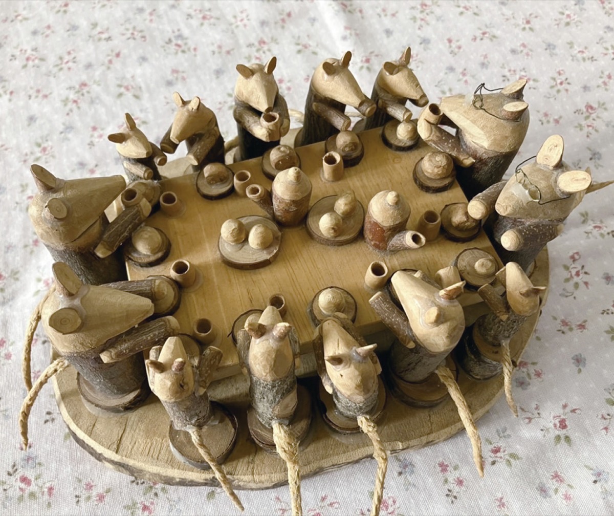 絵本の名場面を再現 木工作品の展示 平塚 タウンニュース