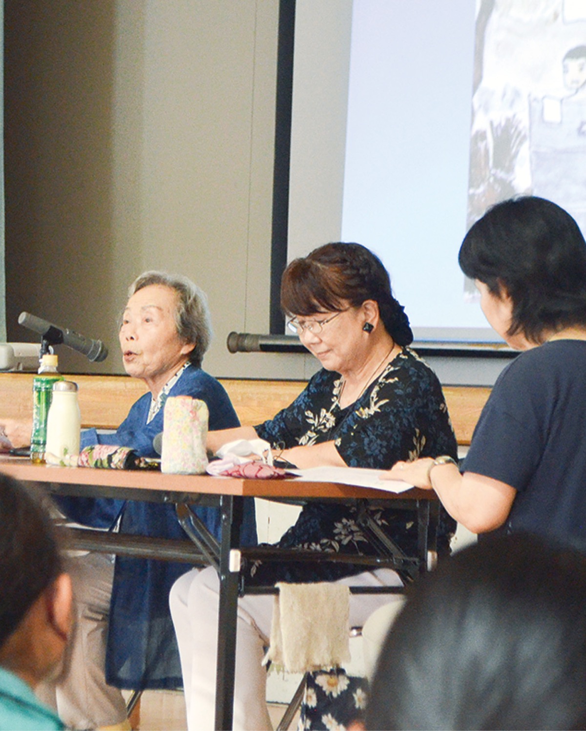 平塚空襲の体験語る