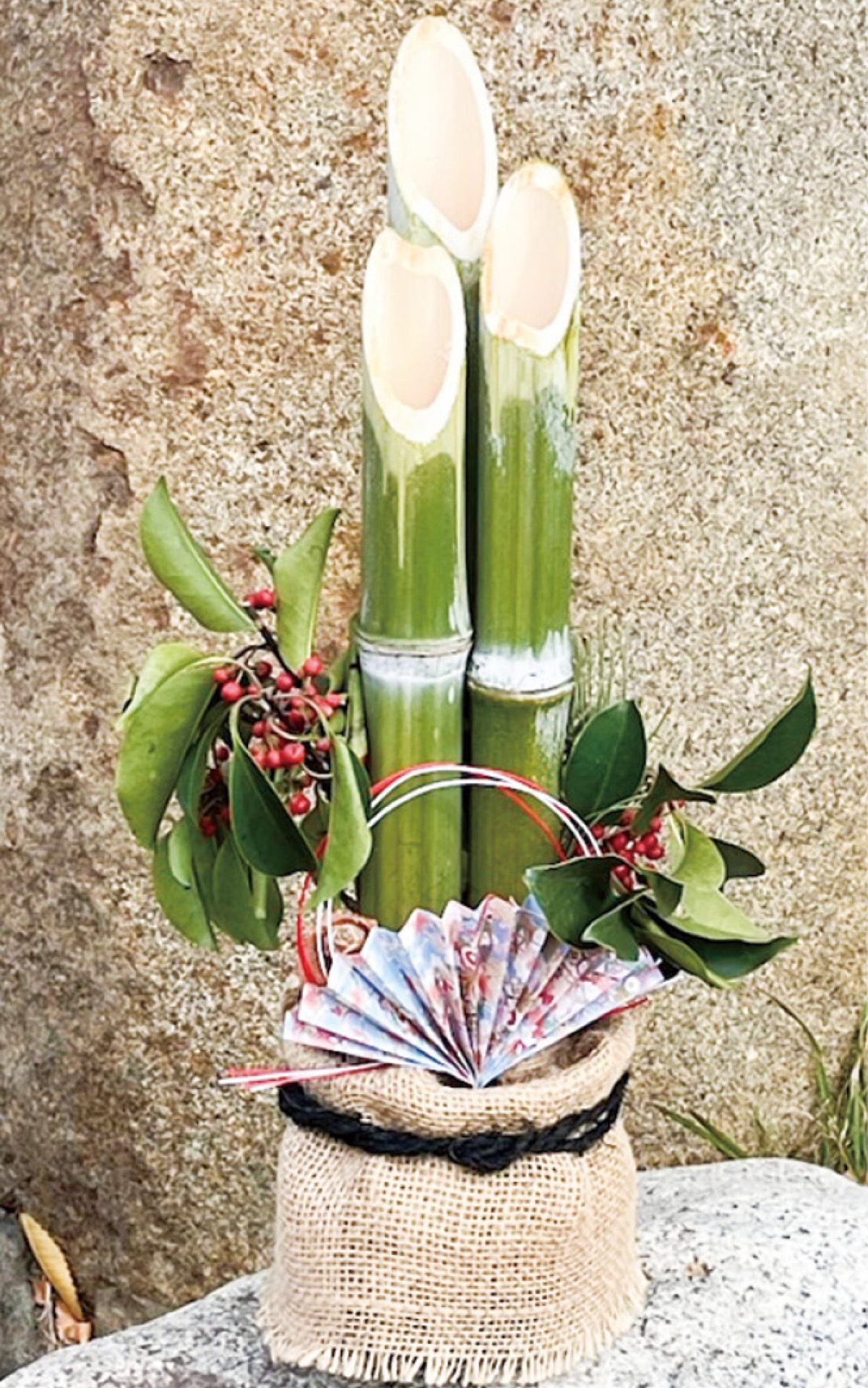 園内の竹でミニ門松