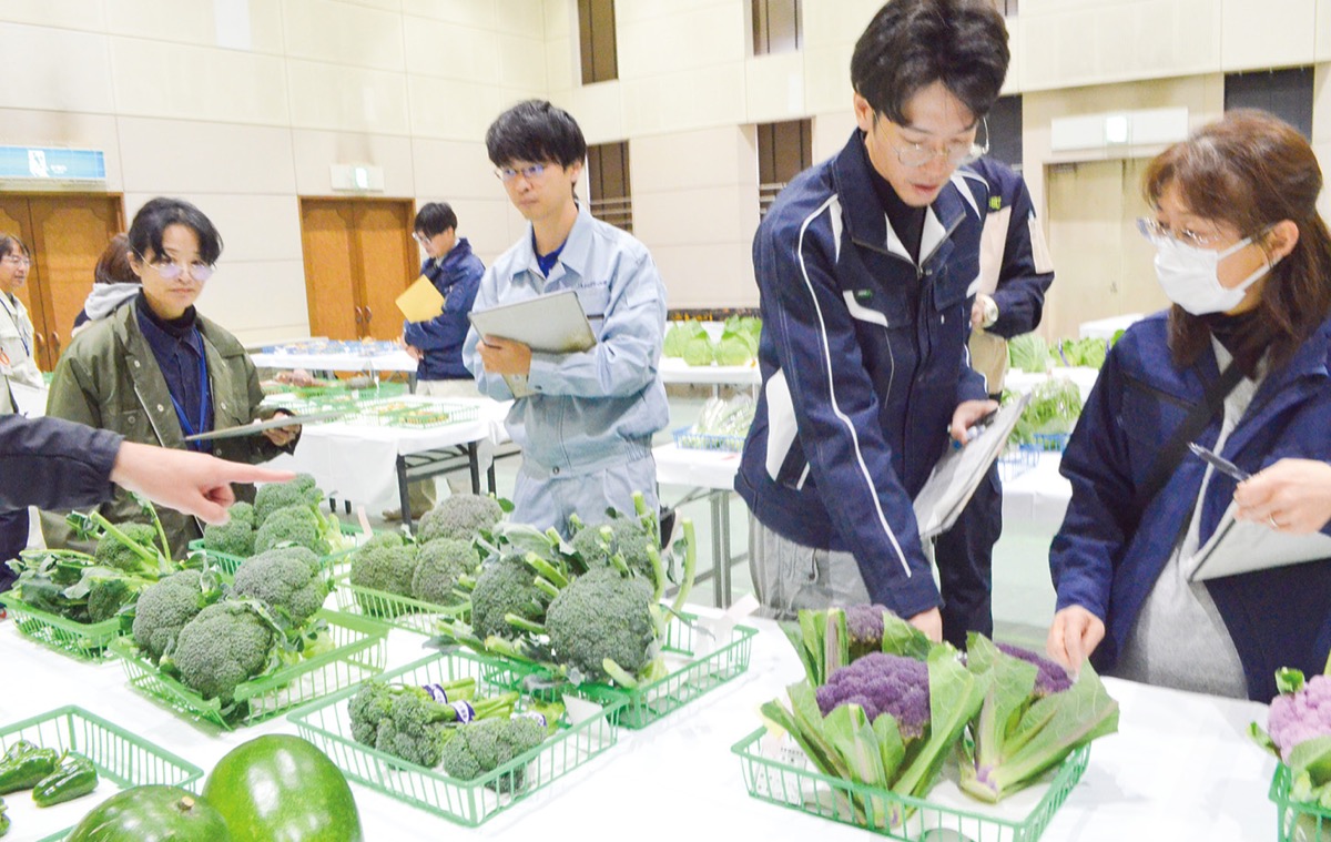 中井自慢の農産物ずらり