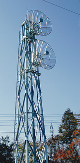 富士見台に設置された中井中継局のアンテナ