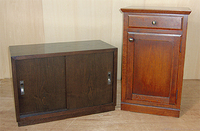 DVDラック(左)とサイドボード(右)