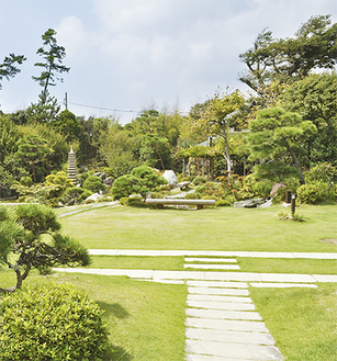 旧吉田茂邸の日本庭園