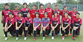 女子サッカー部の選手たち