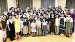 地元合唱団や子どもたちも出演する