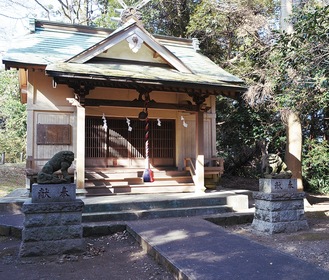 鷹取山の山頂にある鷹取神社