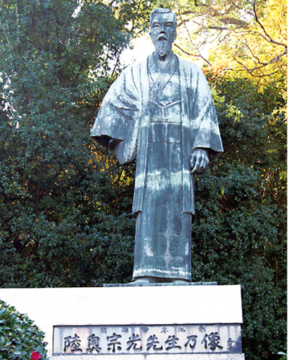 和歌山県にある陸奥宗光の銅像原は自宅にも陸奥の銅像を飾っていた