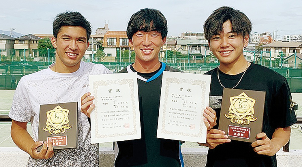左からラージさん、藤野さん、生野さん