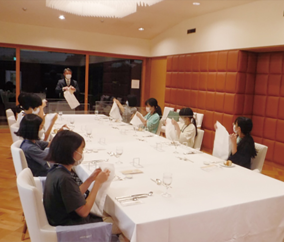 テーブルマナーできるかな