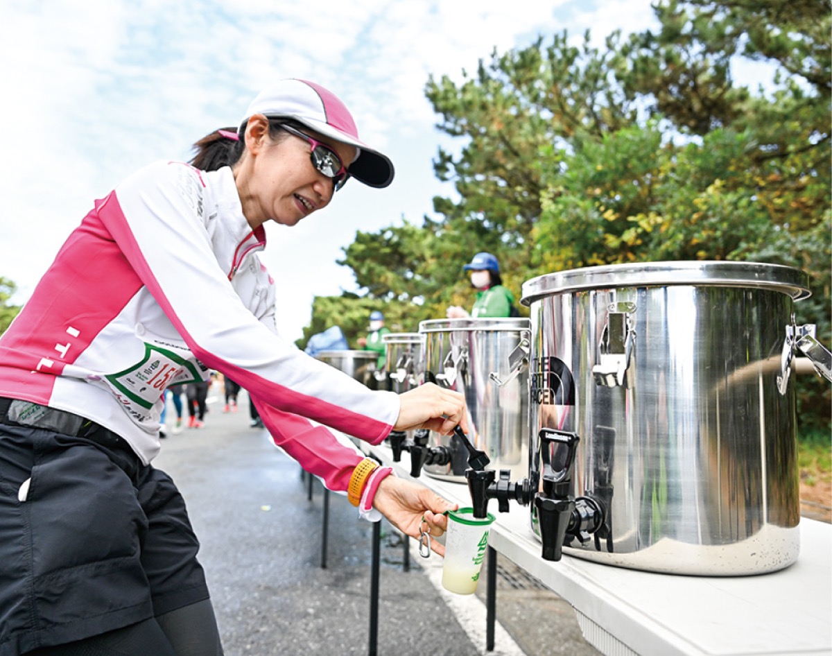 持参したカップで給水