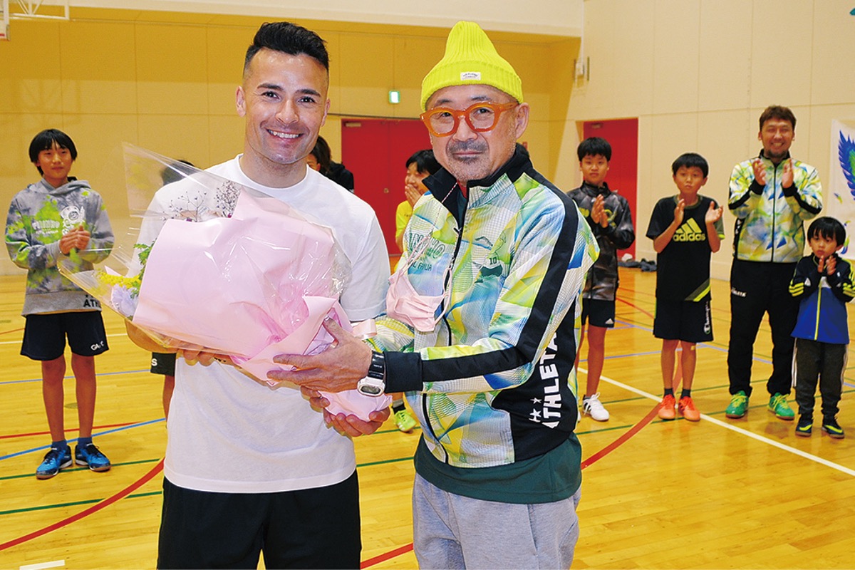 10年の指導に感謝の別れ