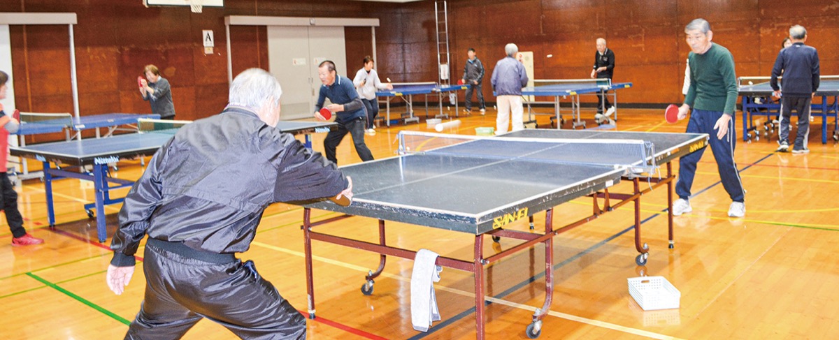 寒さに負けず汗流す