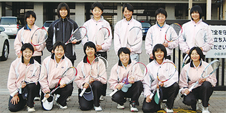 ソフトテニス部のメンバー