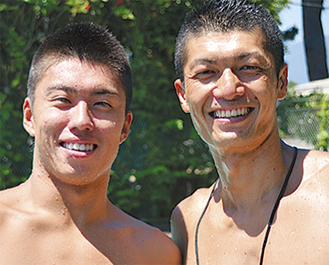 鈴木さん(左)と朝倉コーチ(右)