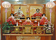 ひな人形展示即売会