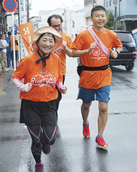 オレンジ軍団が快走