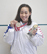 個人メドレーで女王に