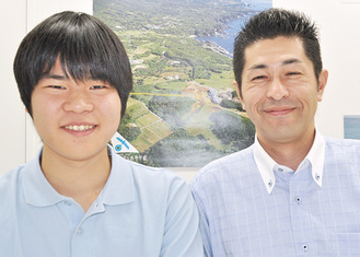 田中君（左）と大澤コーチ