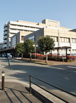 小田原市立病院の建替え事業費は２００億円超が見込まれている