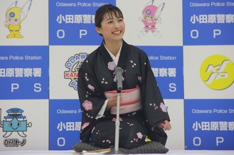 Ms.Tashiro performing Rakugo story