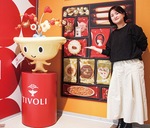 マスコットの｢いずみん｣と写真撮影も