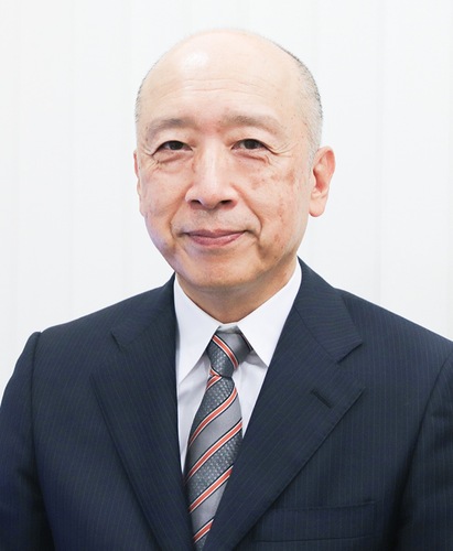 インタビューに応じた渡邊会長