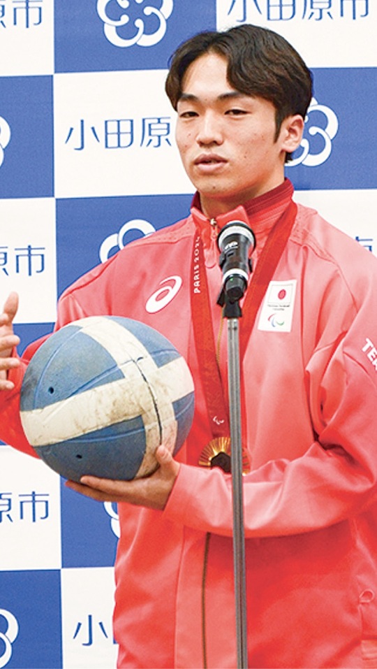 凱旋報告を行った鳥居さん