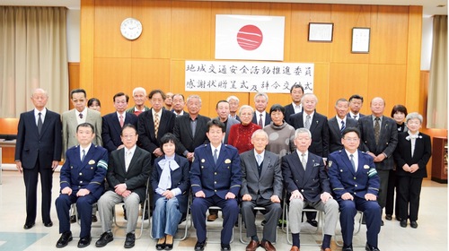 小田原地域交通安全活動推進委員のメンバー