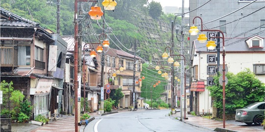 宿泊税導入が検討される湯河原町の温泉場