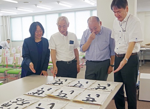 力作の数々を審査した