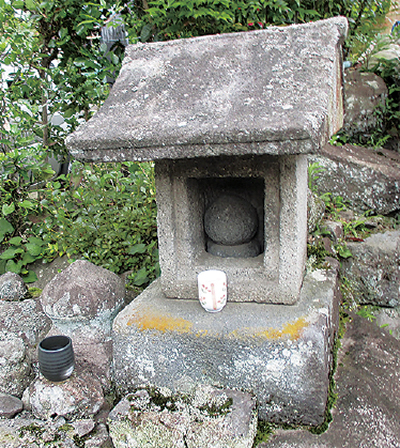 文化混交」小田原の道祖神 相模型に加え伊豆型も | 小田原・箱根
